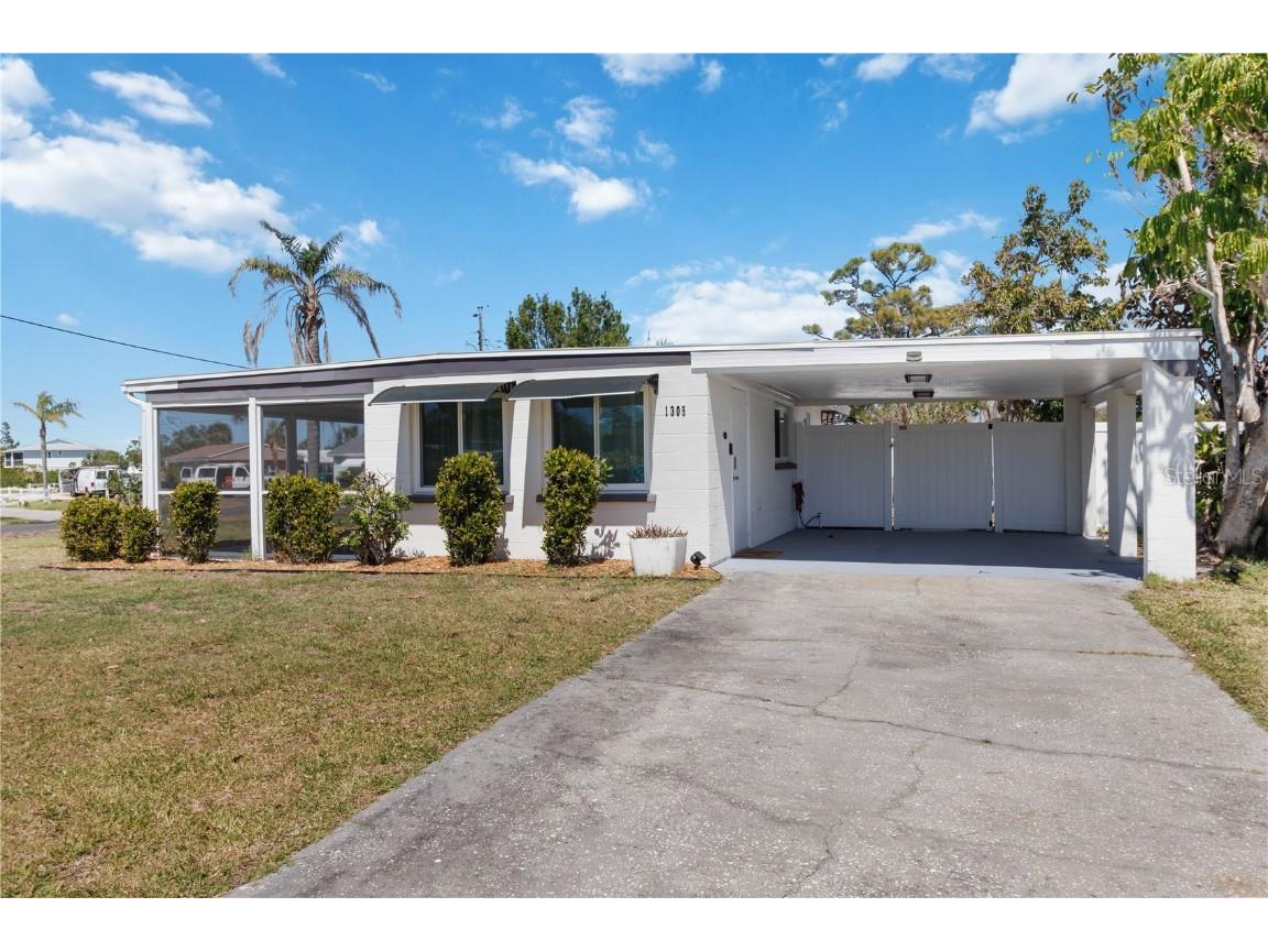 1305 Rocky Creek Lane Englewood FL 34224 D6145009 image3