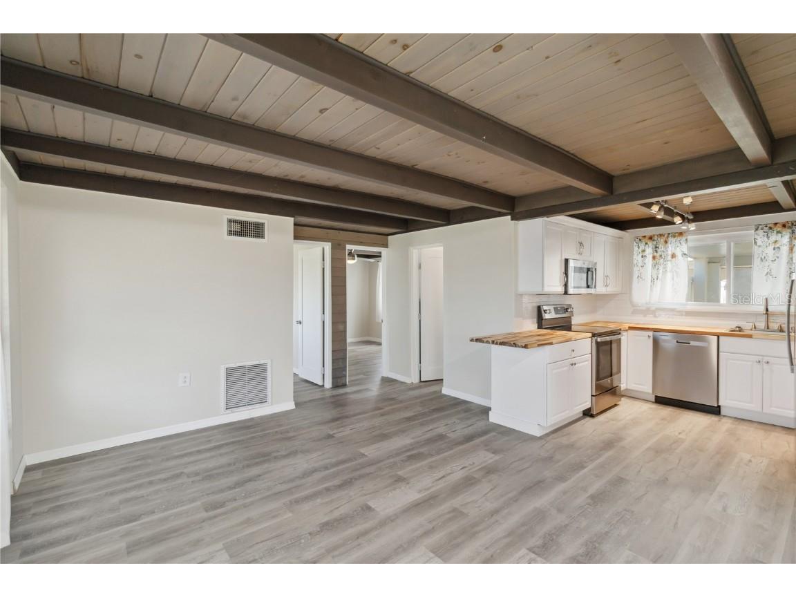 1305 Rocky Creek Lane Englewood FL 34224 D6145009 image6