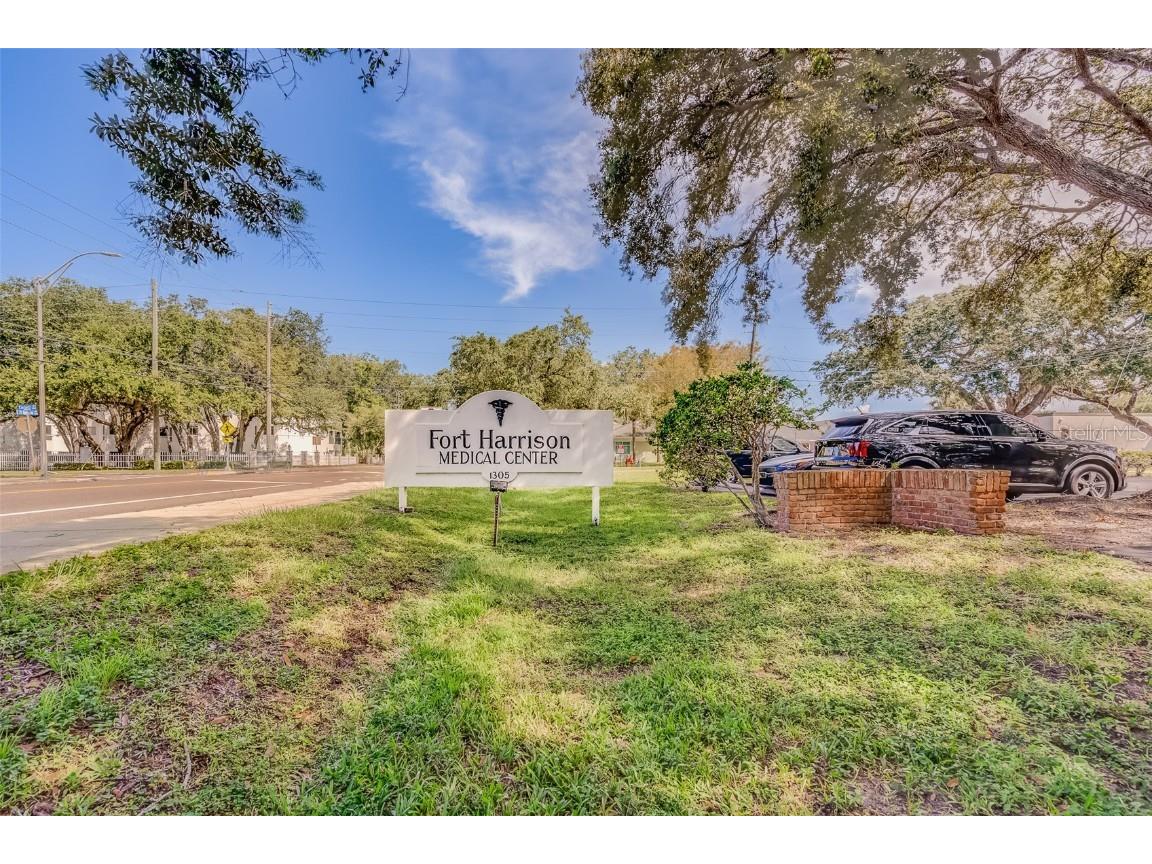1305 S Fort Harrison Avenue #B Clearwater FL 33756 U8212446 image1