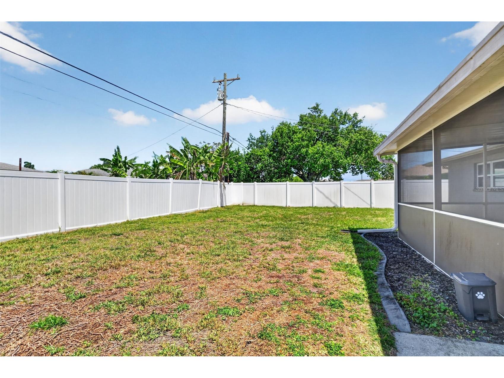 1305 SE 37th Terrace Cape Coral FL 33904 C7525433 image32