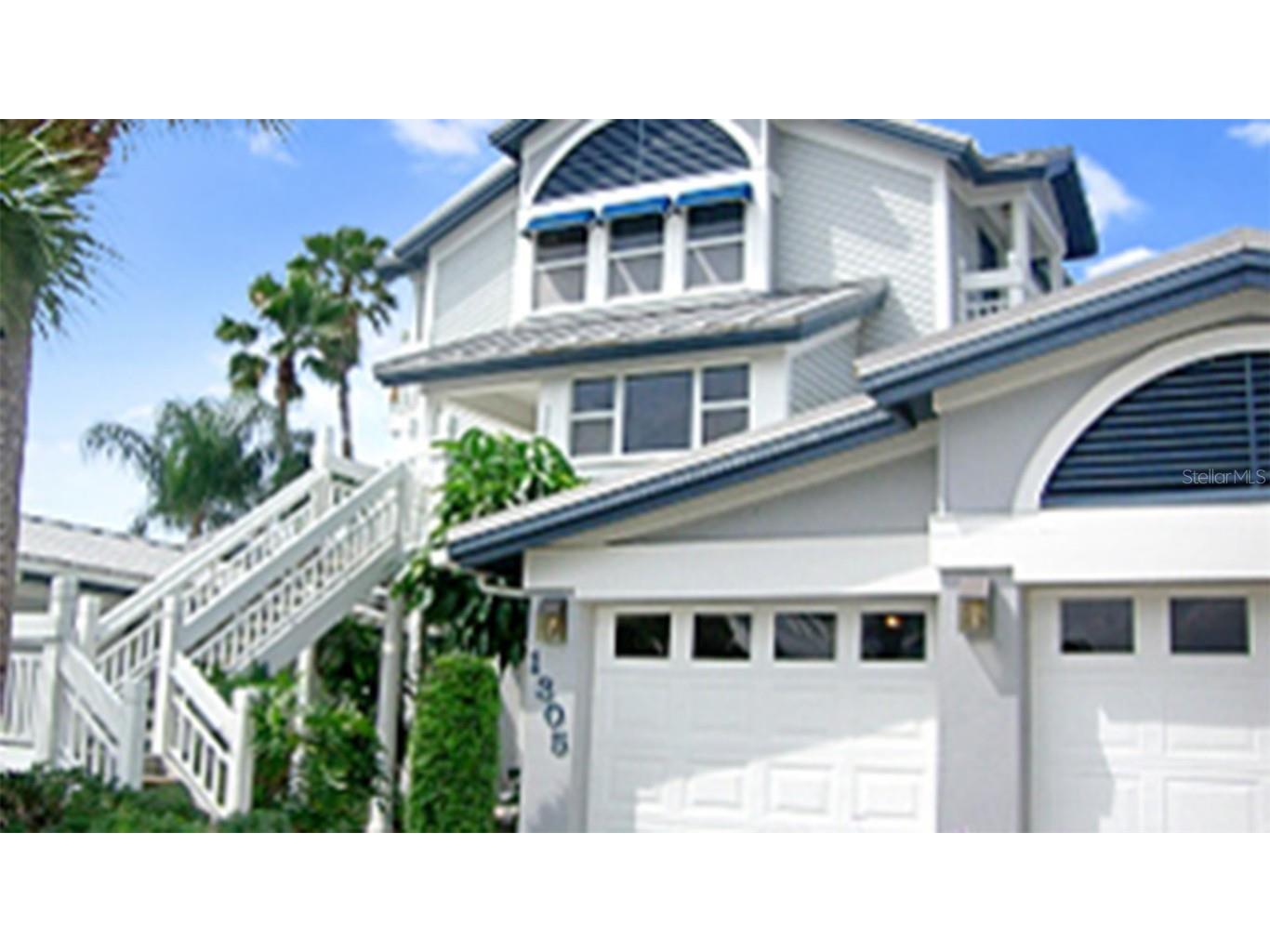 1305 Siesta Bayside Drive #1305-B Sarasota FL 34242 A4589563 image1