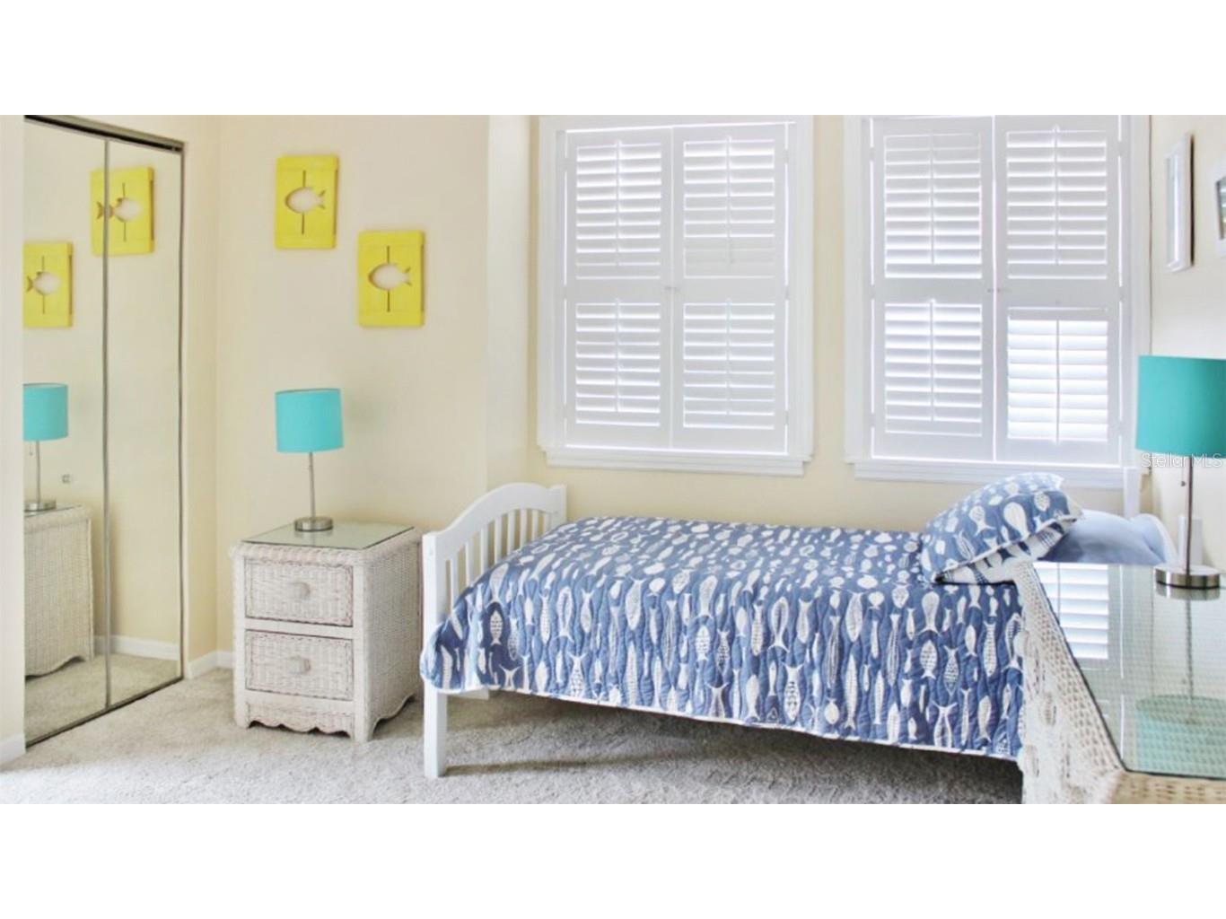 1305 Siesta Bayside Drive #1305-B Sarasota FL 34242 A4589563 image12