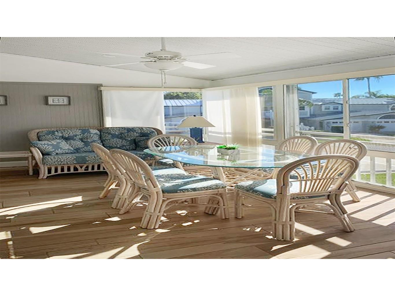 1305 Siesta Bayside Drive #1305-B Sarasota FL 34242 A4589563 image15