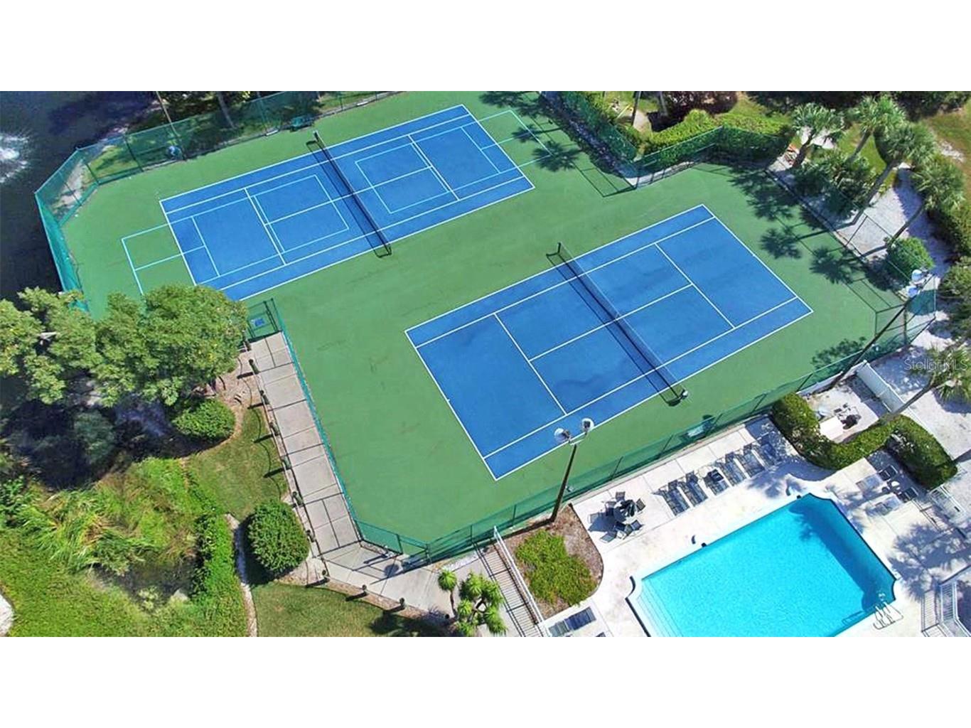 1305 Siesta Bayside Drive #1305-B Sarasota FL 34242 A4589563 image18