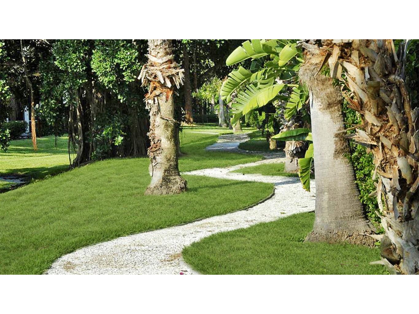 1305 Siesta Bayside Drive #1305-B Sarasota FL 34242 A4589563 image21