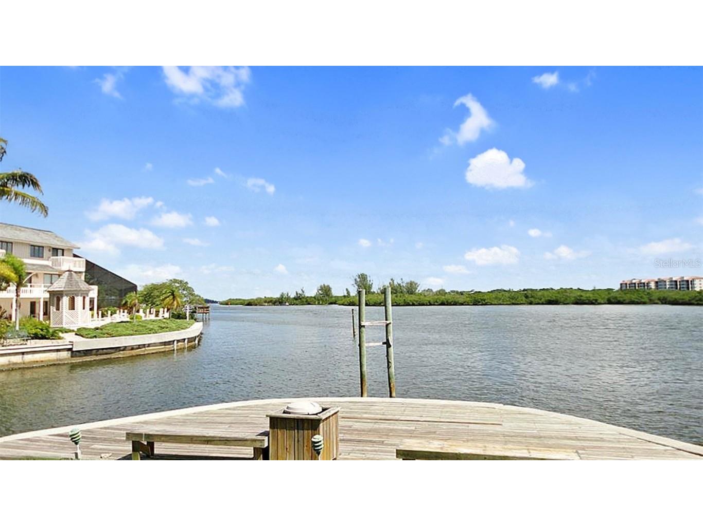 1305 Siesta Bayside Drive #1305-B Sarasota FL 34242 A4589563 image22