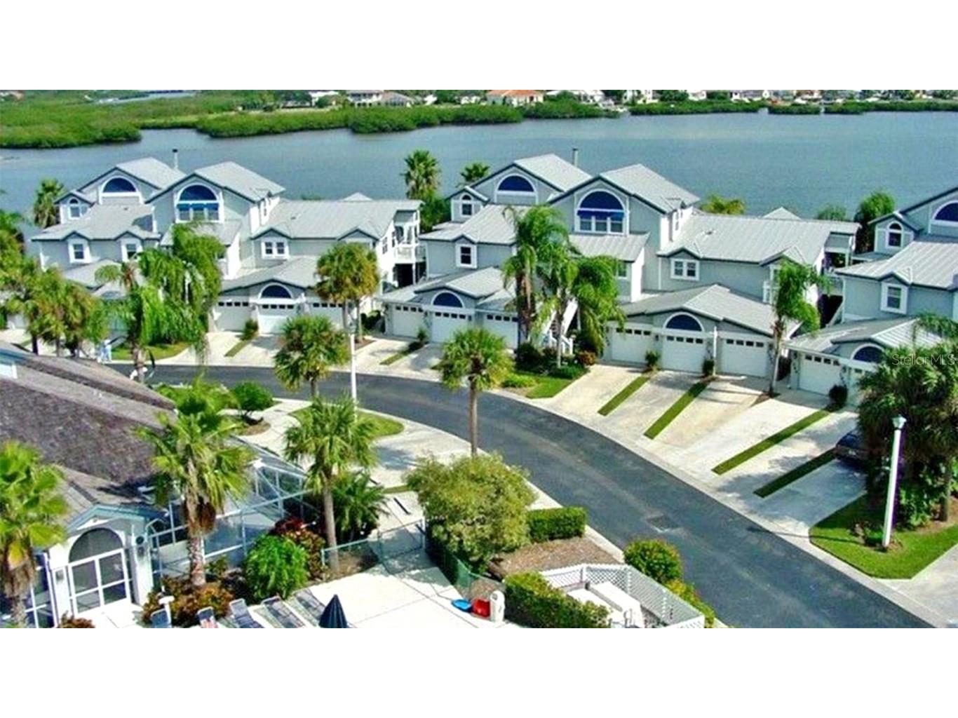 1305 Siesta Bayside Drive #1305-B Sarasota FL 34242 A4589563 image26