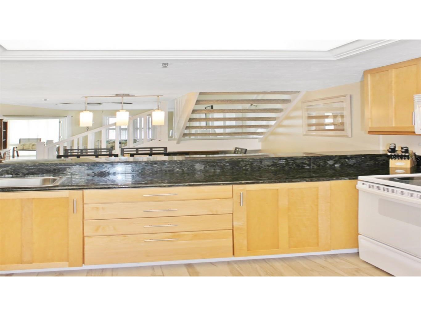 1305 Siesta Bayside Drive #1305-B Sarasota FL 34242 A4589563 image6