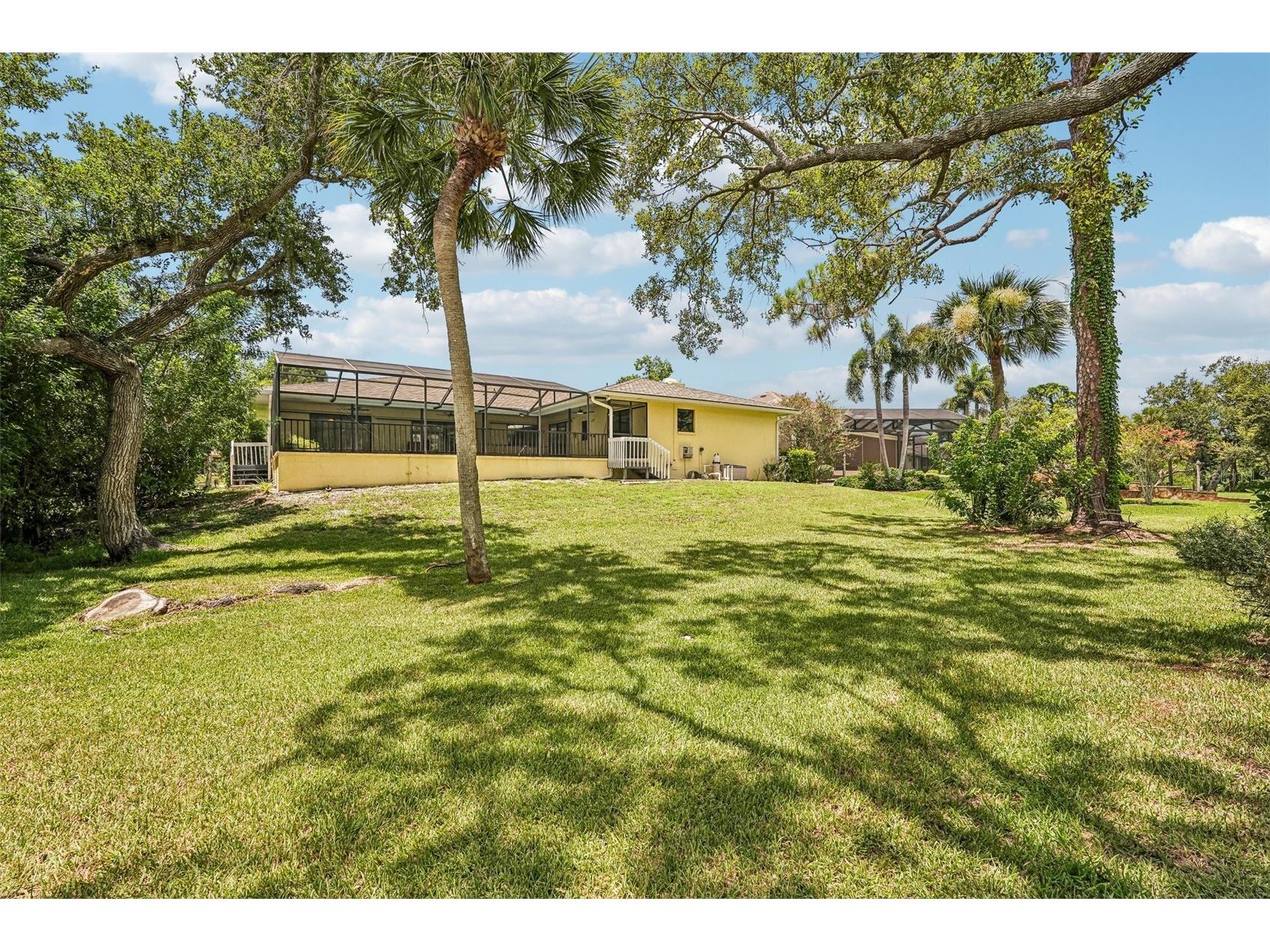 1305 Sorrento Woods Boulevard Nokomis FL 34275 A4700285 image32