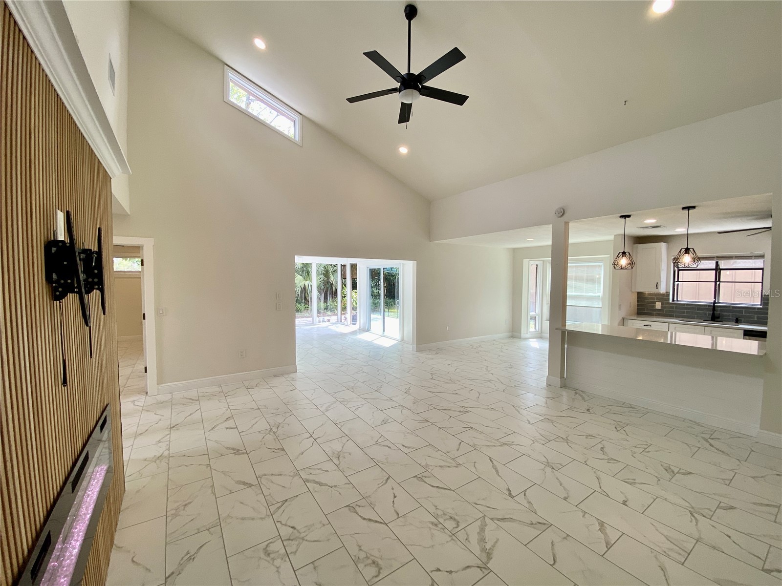 1305 Water Oak Way N Bradenton FL 34209 A4684133 image4