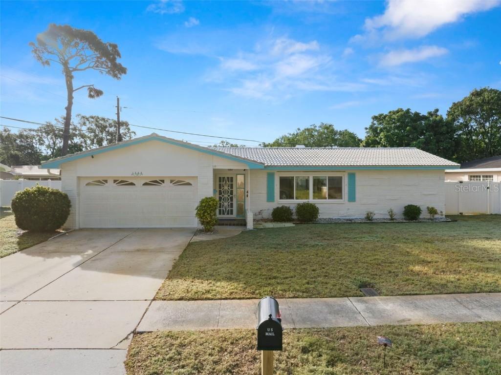 1305 Whispering Pines Drive Clearwater FL 33764 TB8367385 image1