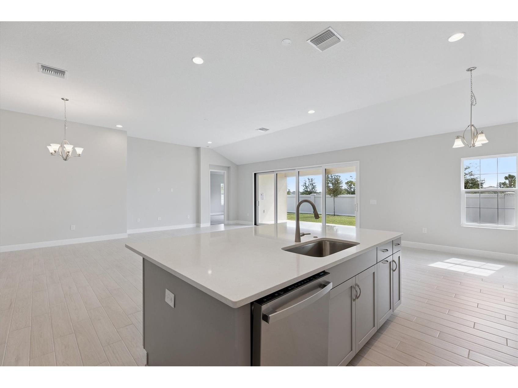 13050 Long Valley Circle Spring Hill FL 34609 TB8436870 image15