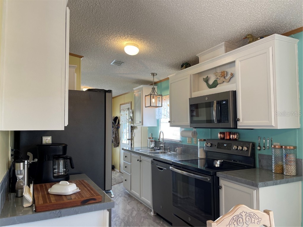 13055 Rock Creek Park Hudson FL 34667 W7873246 image12