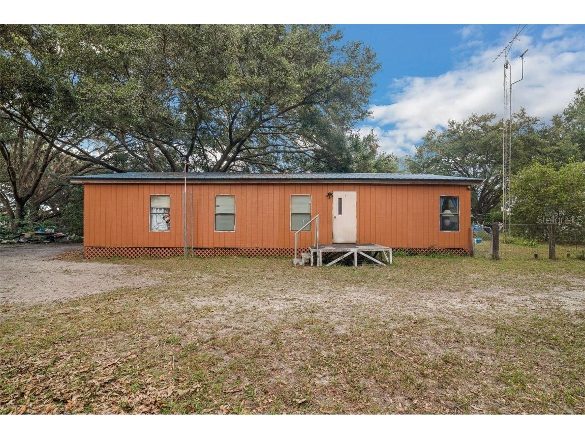 13055 SE Highway 42 Weirsdale FL 32195 O6255602 image1