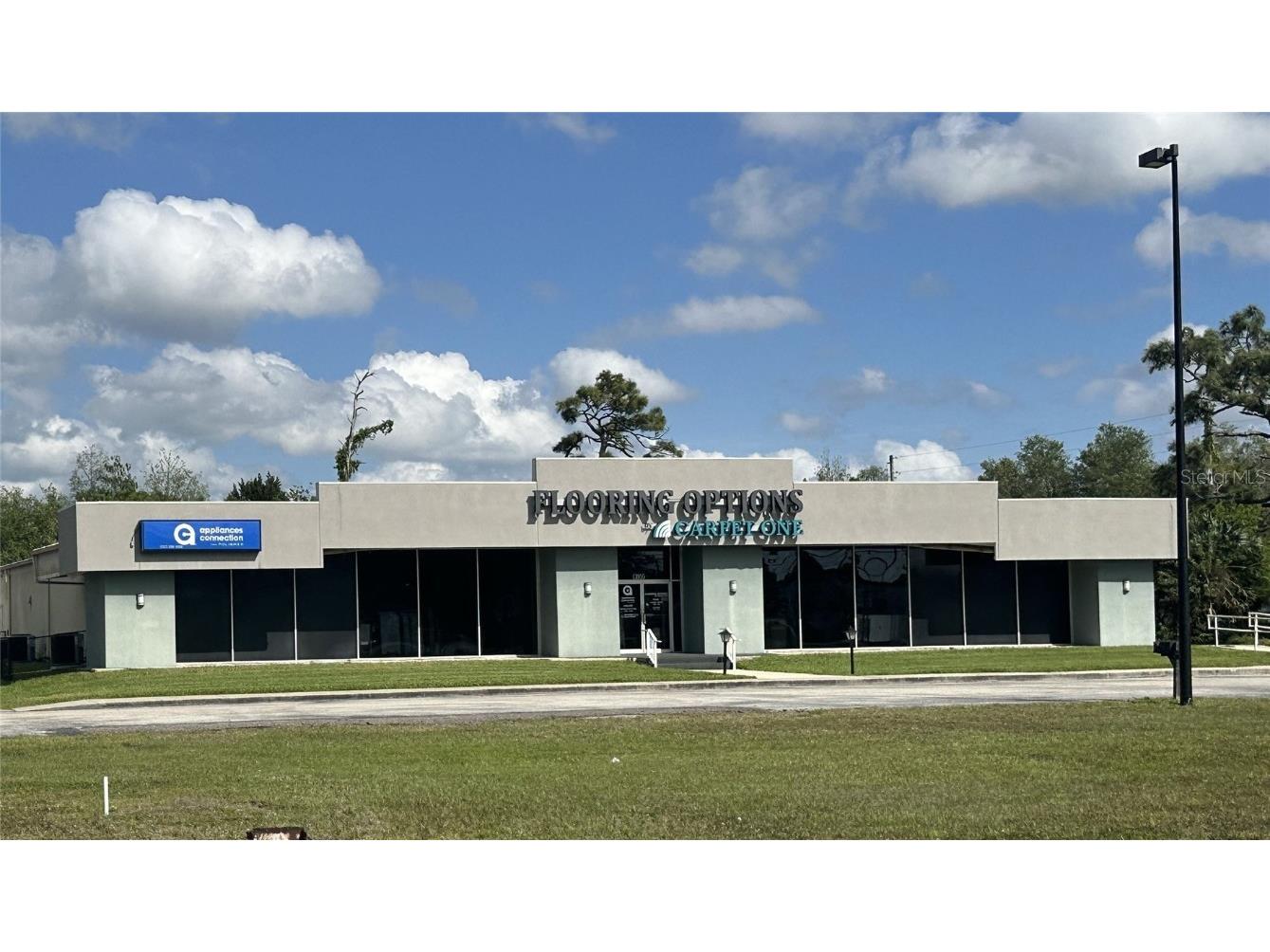 13055 Starkey Road Largo FL 33773 W7865961 image1