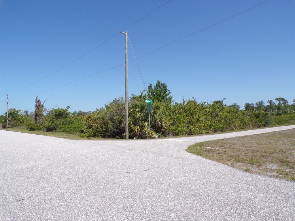 13056 Xavier Avenue Port Charlotte FL 33981 C7508481 image1