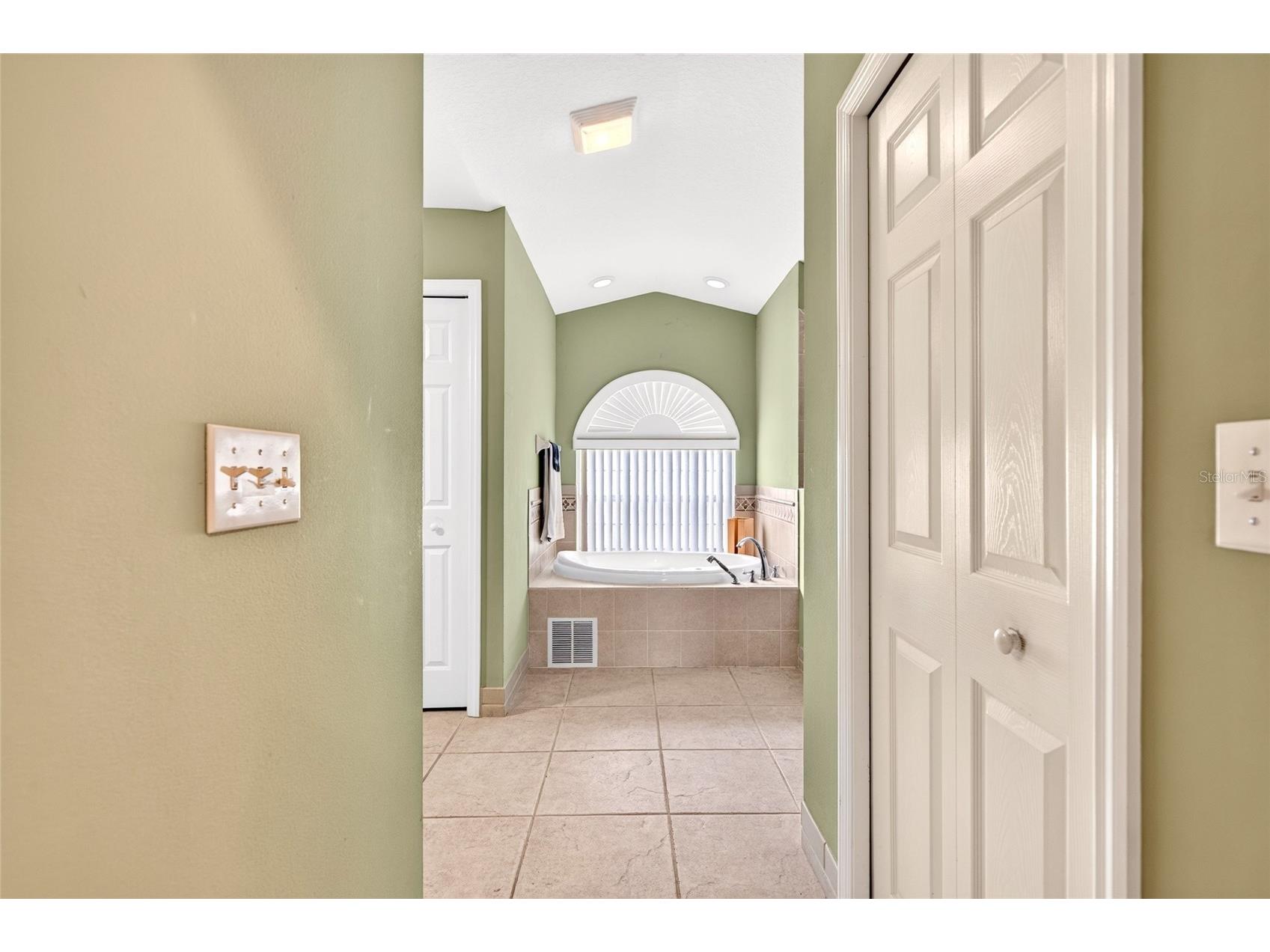 13059 NE 7th Loop Silver Springs FL 34488 OM727852 image26