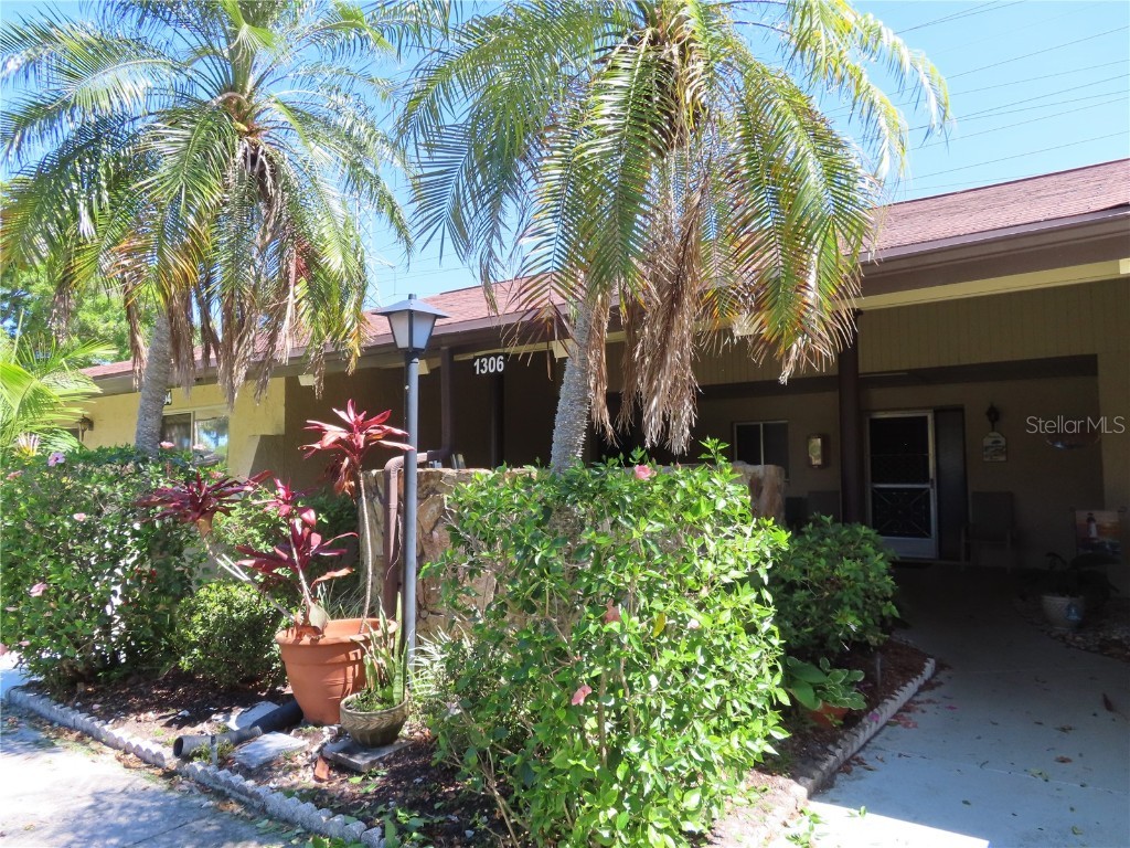 1306 13th Circle SE Largo FL 33771 U8194218 image1