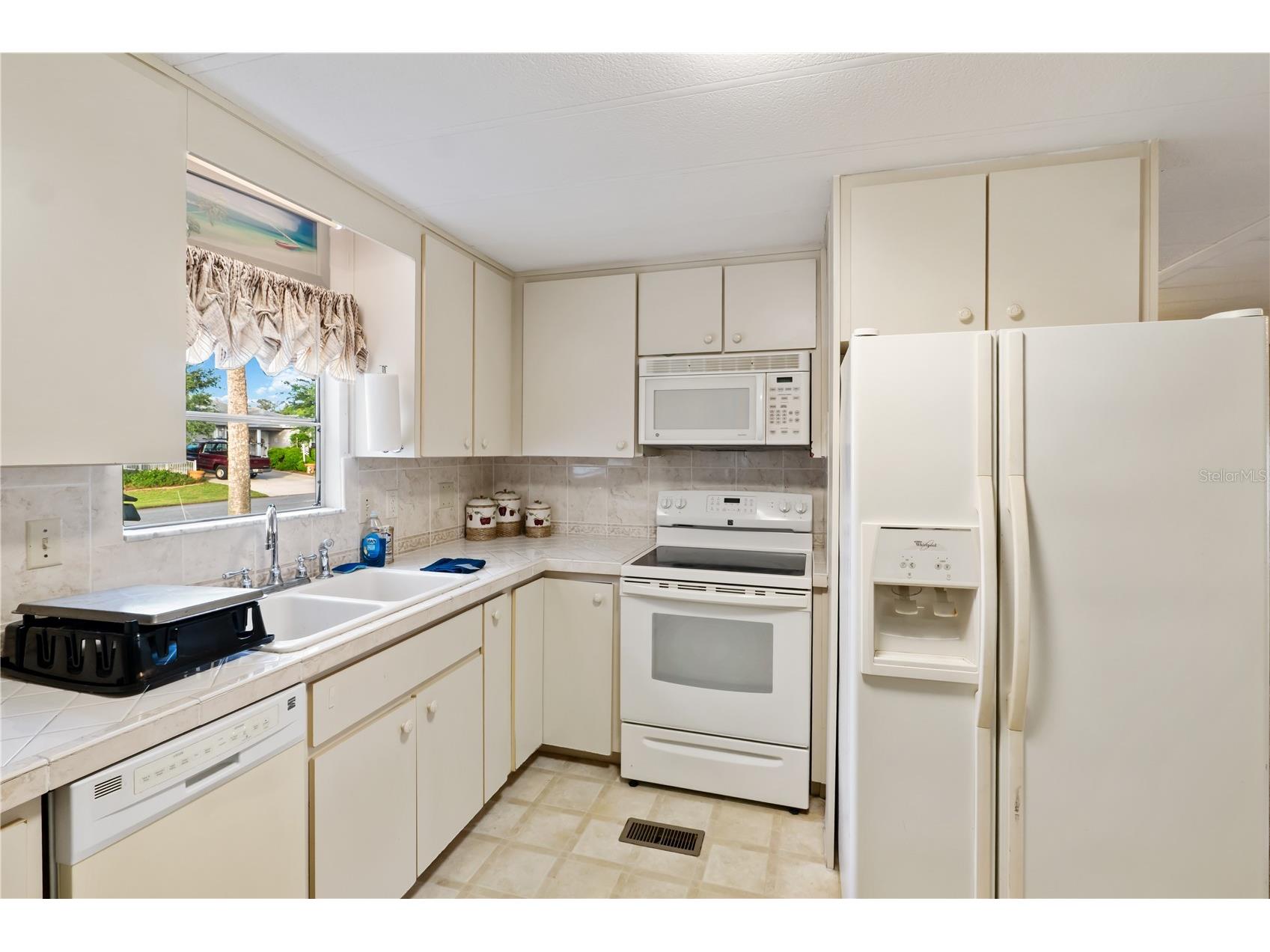 1306 Debra Drive The Villages FL 32159 G5110865 image6