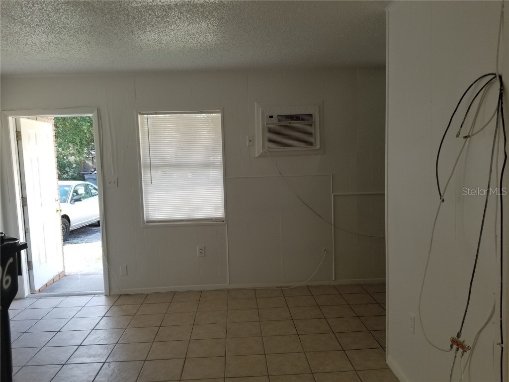 1306 E 137th Avenue #C Tampa FL 33613 TB8399078 image4