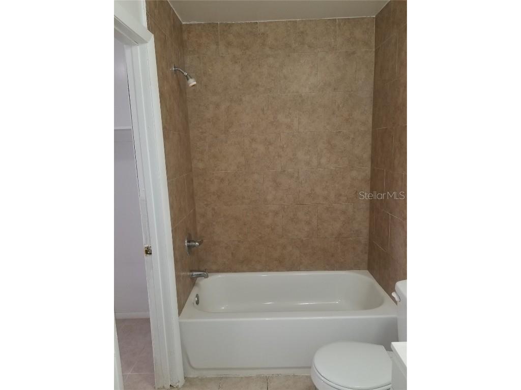 1306 E 137th Avenue #C Tampa FL 33613 TB8399078 image6