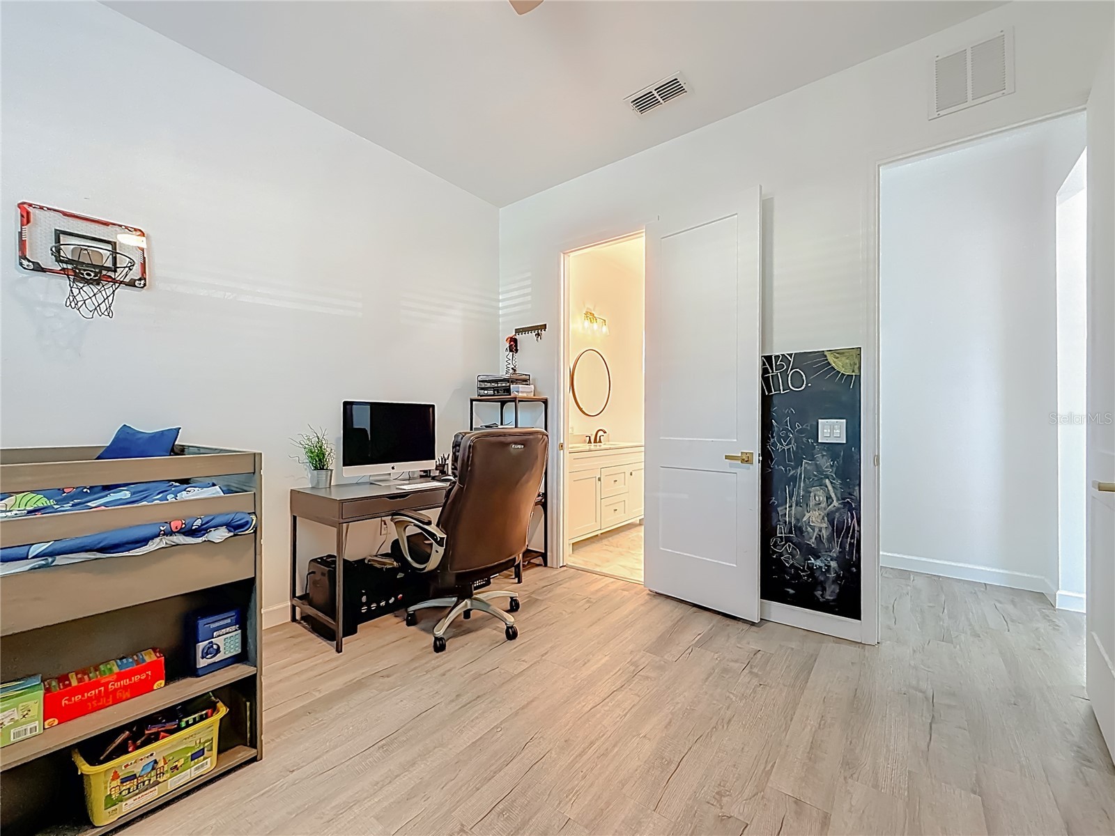 1306 E Lemon Street Tarpon Springs FL 34689 TB8462346 image20