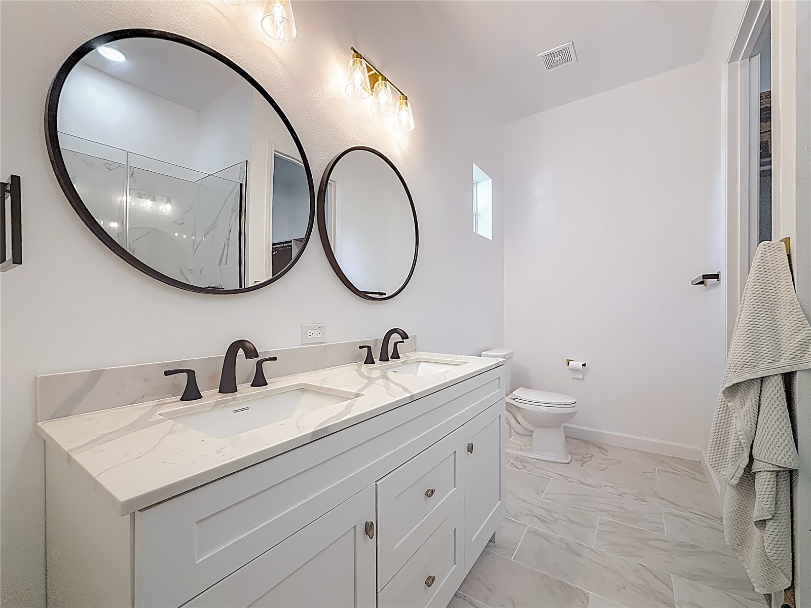 1306 E Lemon Street Tarpon Springs FL 34689 TB8462346 image24