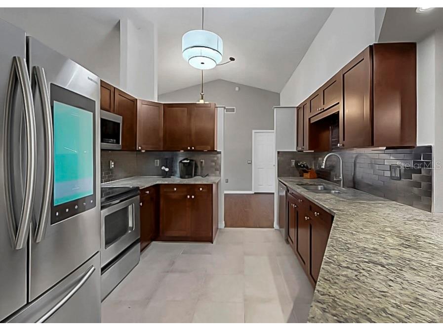 1306 Gangplank Drive Valrico FL 33594 - VALRICO LAKE TB8466667 image12