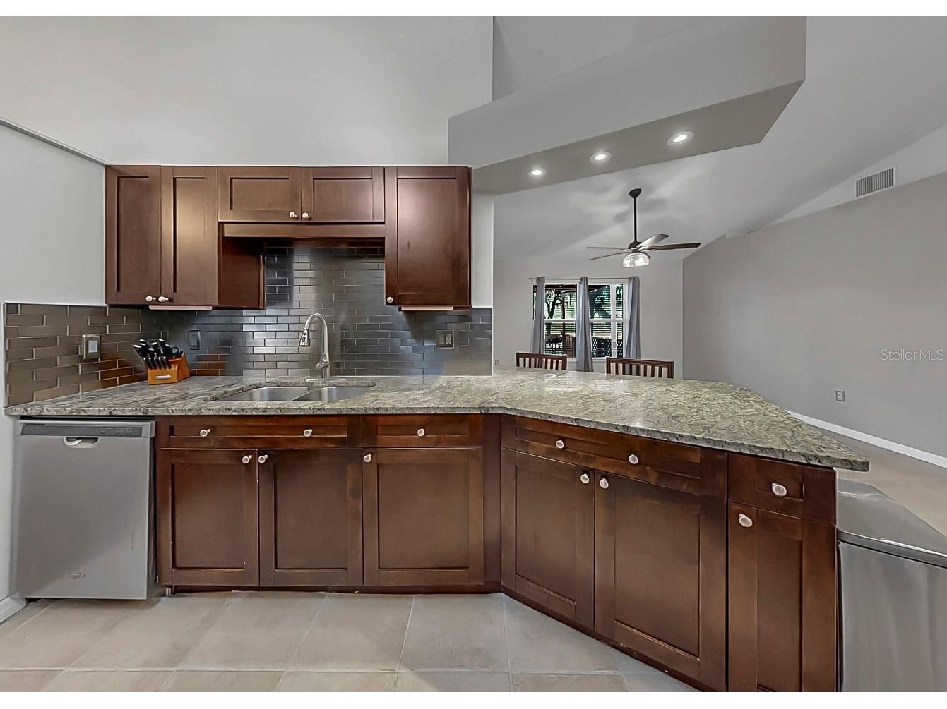 1306 Gangplank Drive Valrico FL 33594 - VALRICO LAKE TB8466667 image14