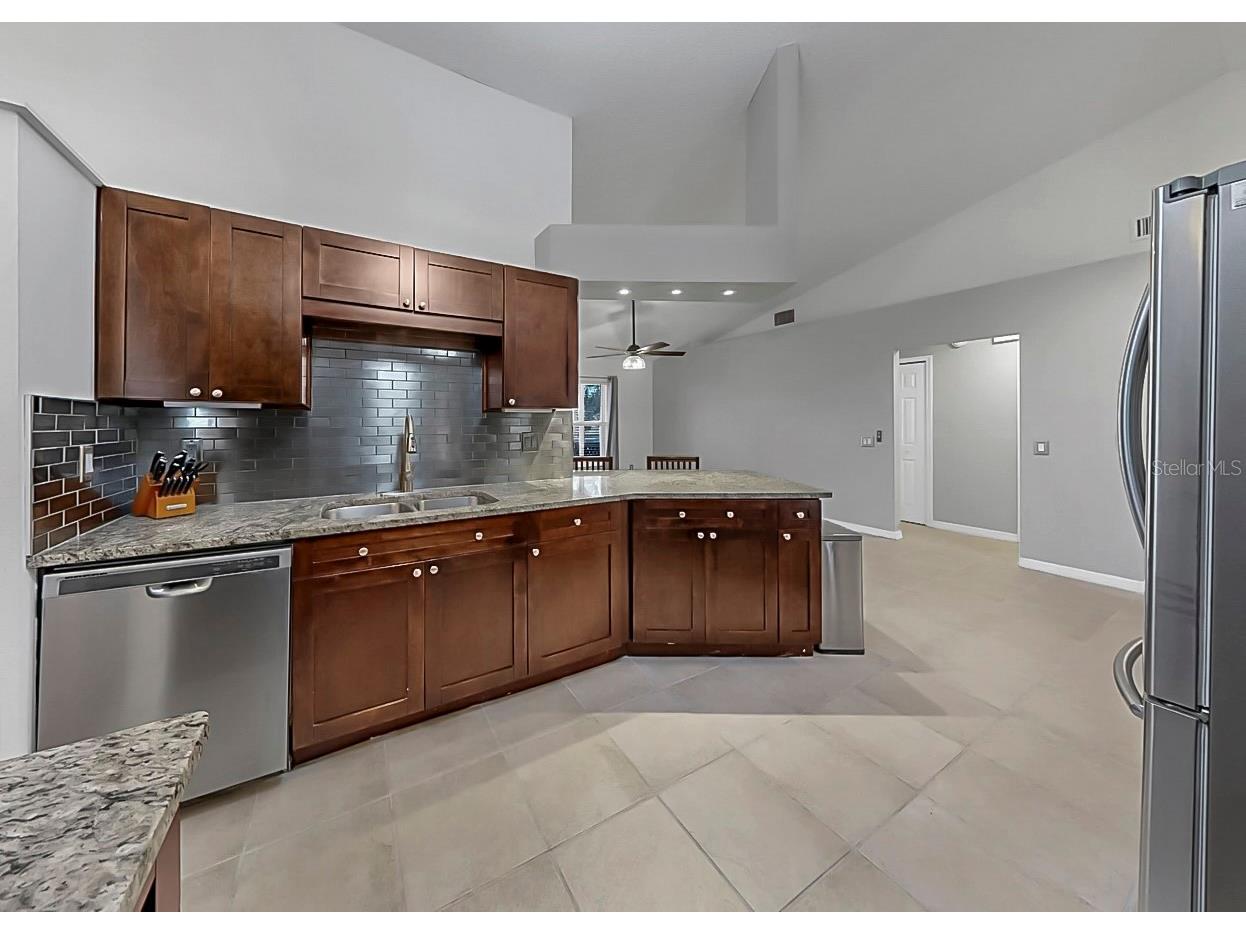 1306 Gangplank Drive Valrico FL 33594 - VALRICO LAKE TB8466667 image15