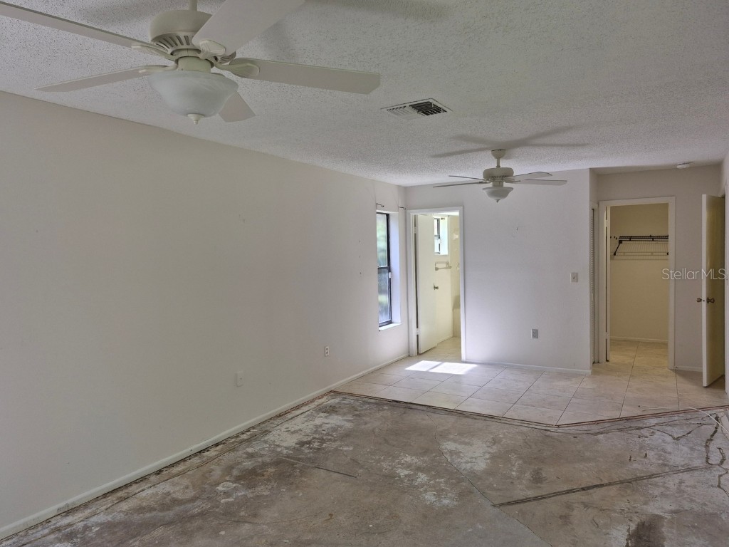 1306 Golfview Drive #1306 Tarpon Springs FL 34689 W7877365 image11