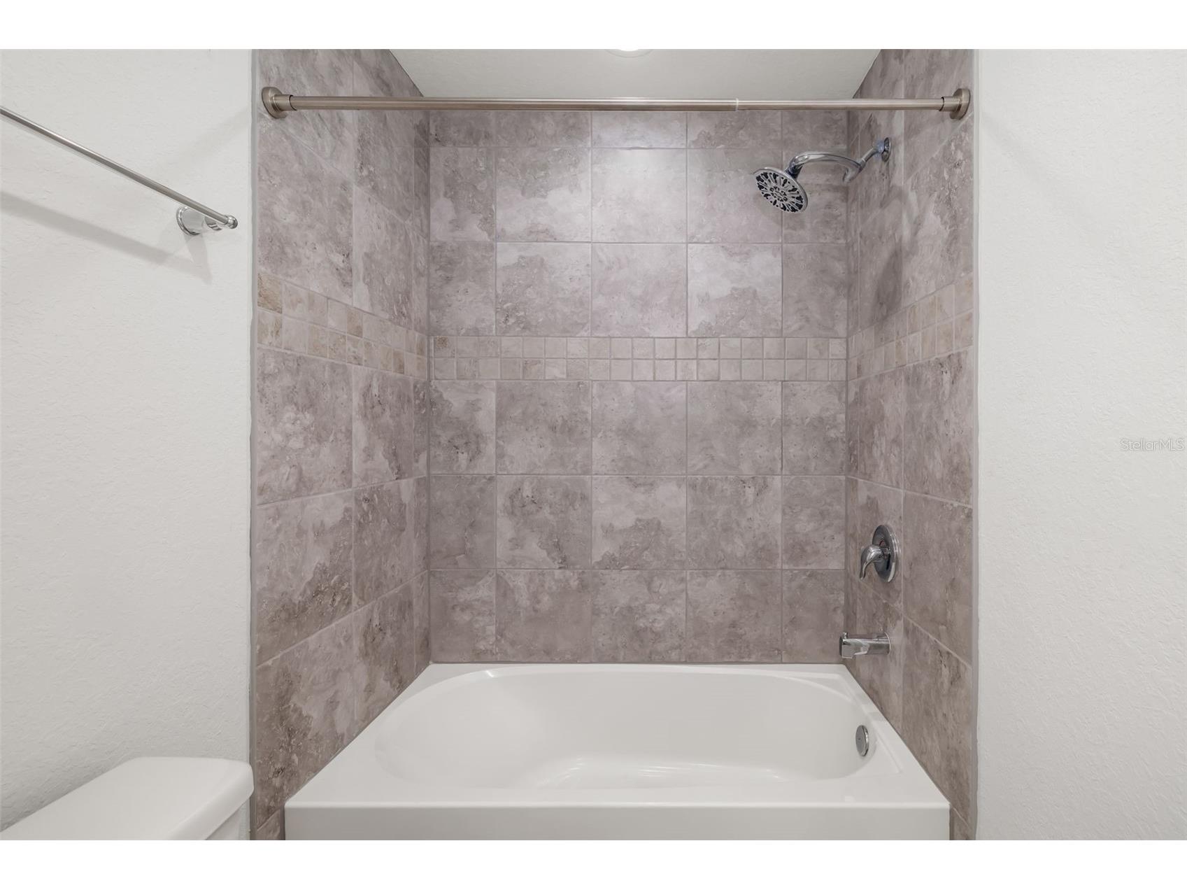 1306 Grantham Drive Sarasota FL 34234 N6143979 image33