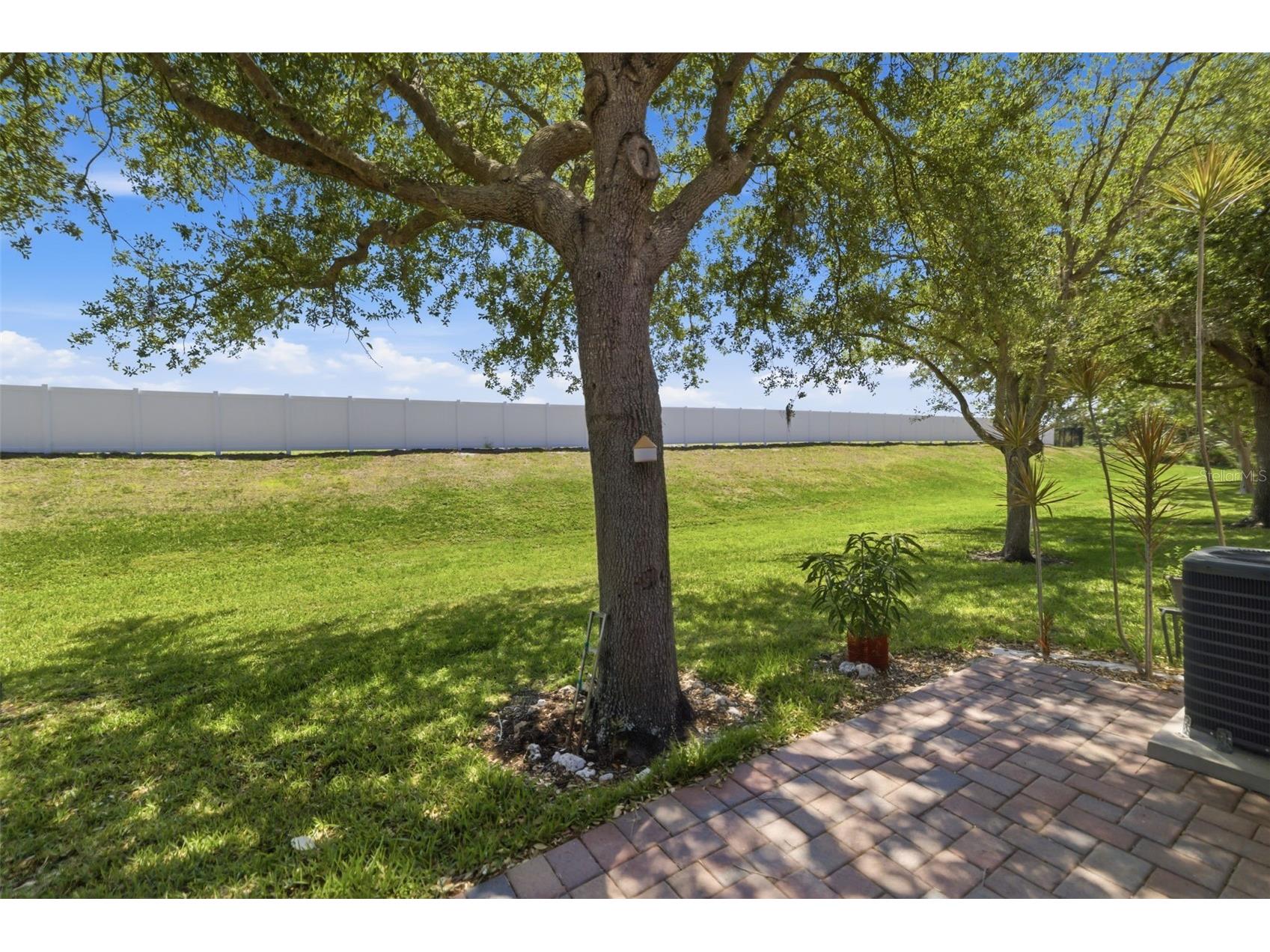 1306 Grantham Drive Sarasota FL 34234 N6143979 image37