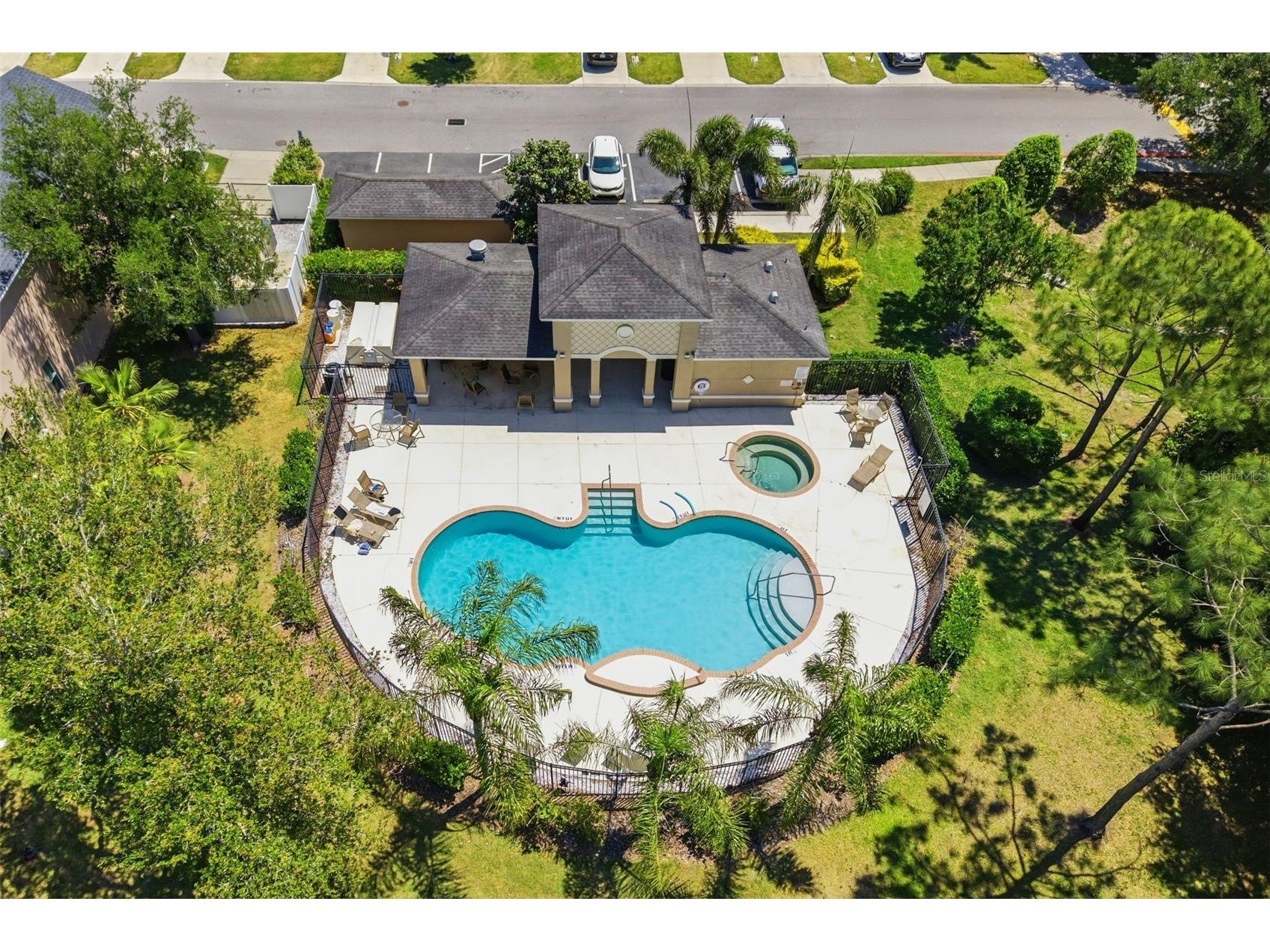 1306 Grantham Drive Sarasota FL 34234 N6143979 image52