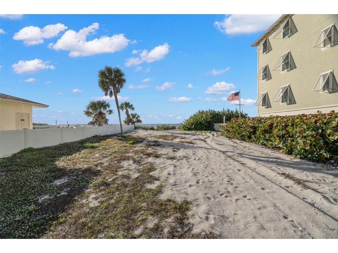 1306 Gulf Boulevard Indian Rocks Beach FL 33785 TB8457720 image11