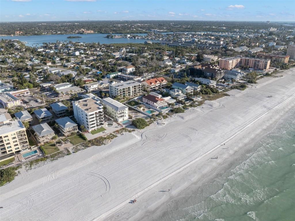 1306 Gulf Boulevard Indian Rocks Beach FL 33785 TB8457720 image20
