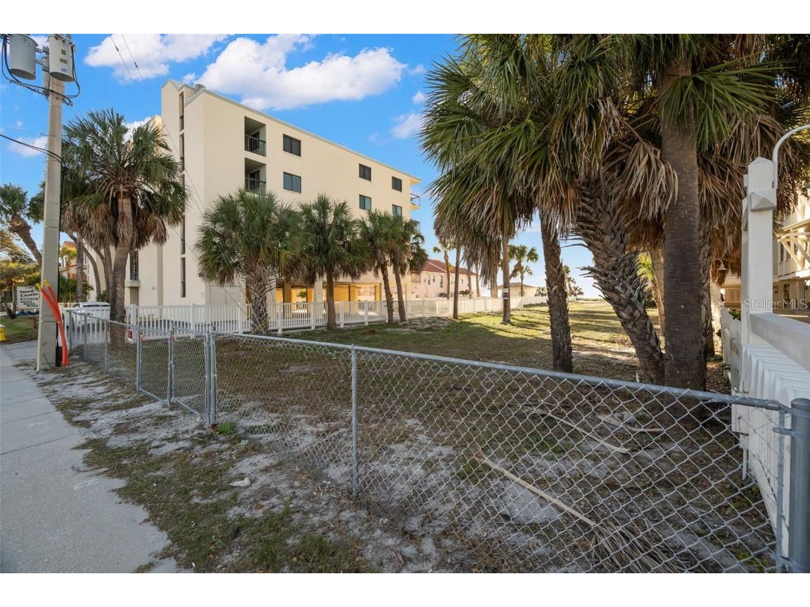 1306 Gulf Boulevard Indian Rocks Beach FL 33785 TB8457720 image6