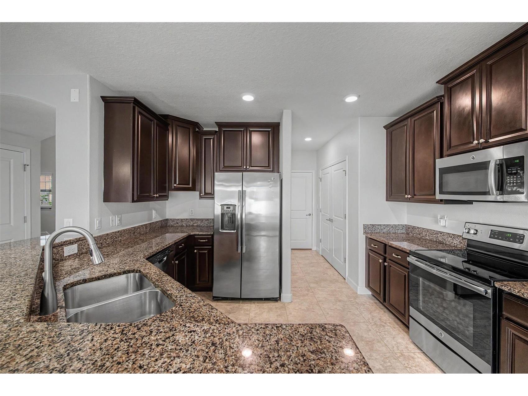 1306 Harbour Blue Street Ruskin FL 33570 TB8517397 image12