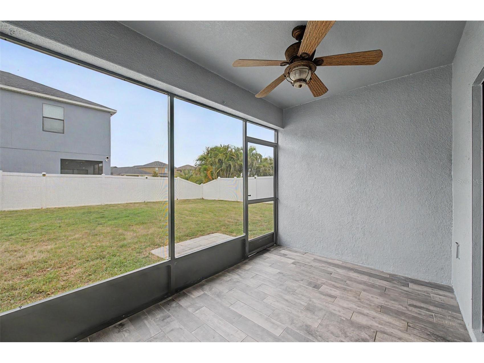 1306 Harbour Blue Street Ruskin FL 33570 TB8517397 image29