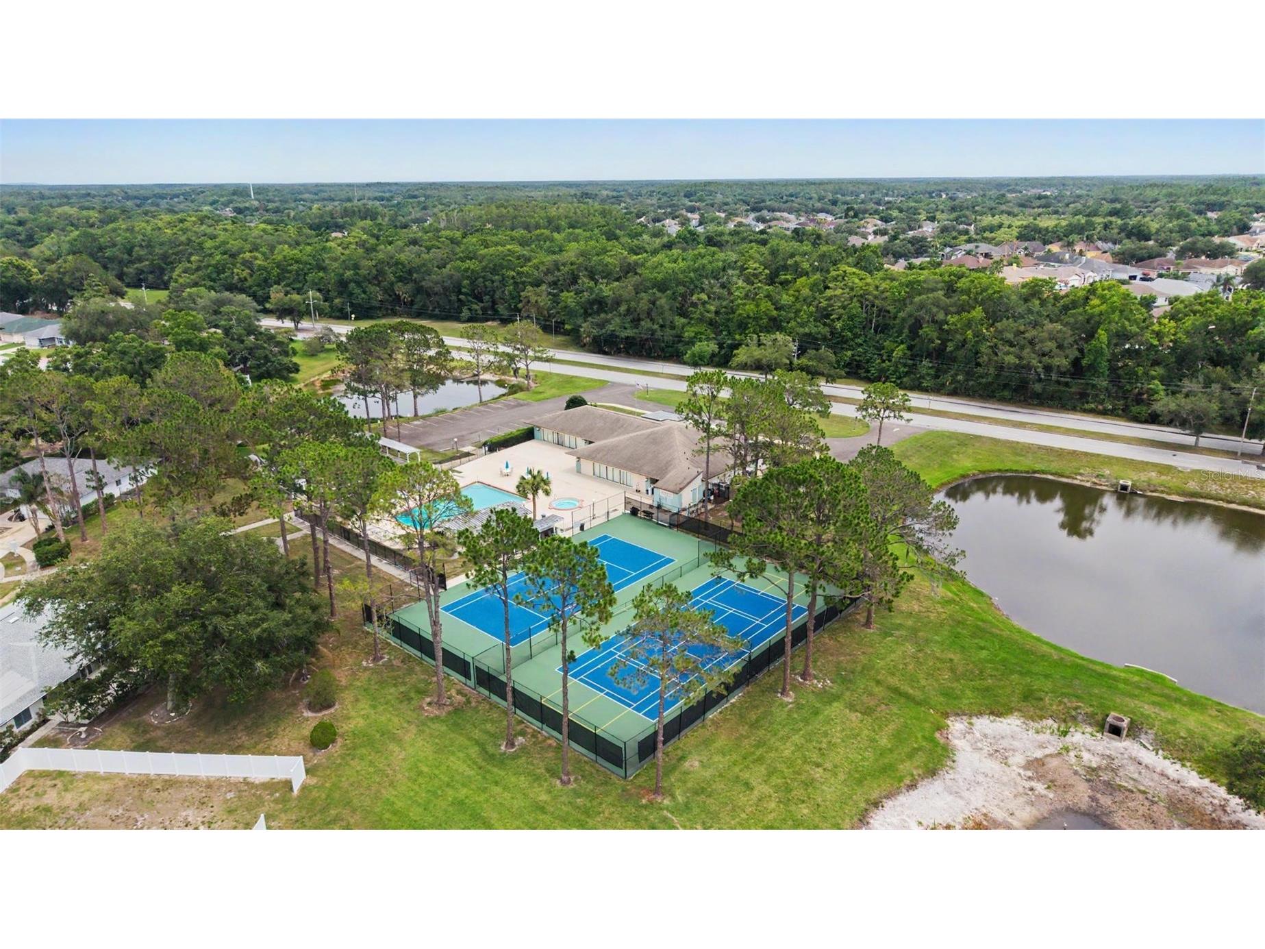1306 Harbour Blue Street Ruskin FL 33570 TB8517397 image38
