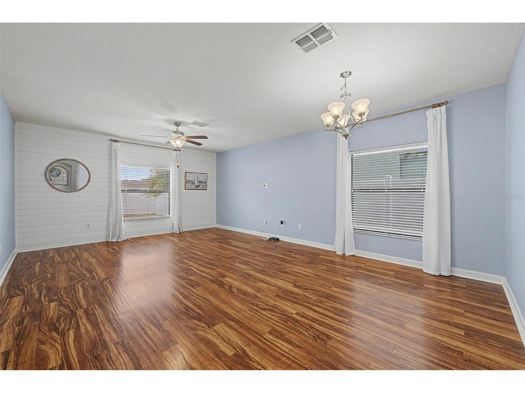 1306 Harbour Blue Street Ruskin FL 33570 TB8517397 image5