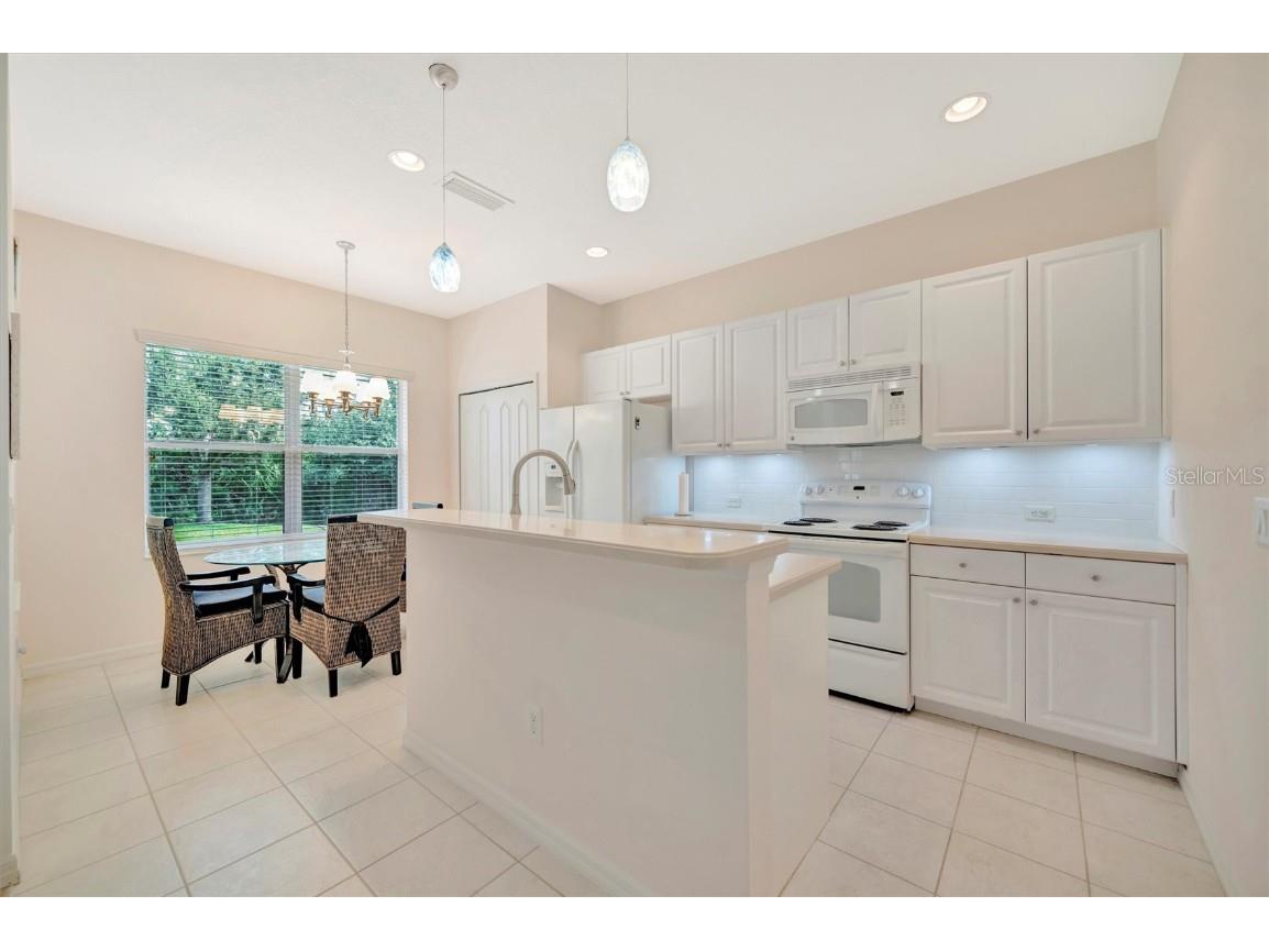 1306 Morning Sky Glen Bradenton FL 34208 A4664303 image34