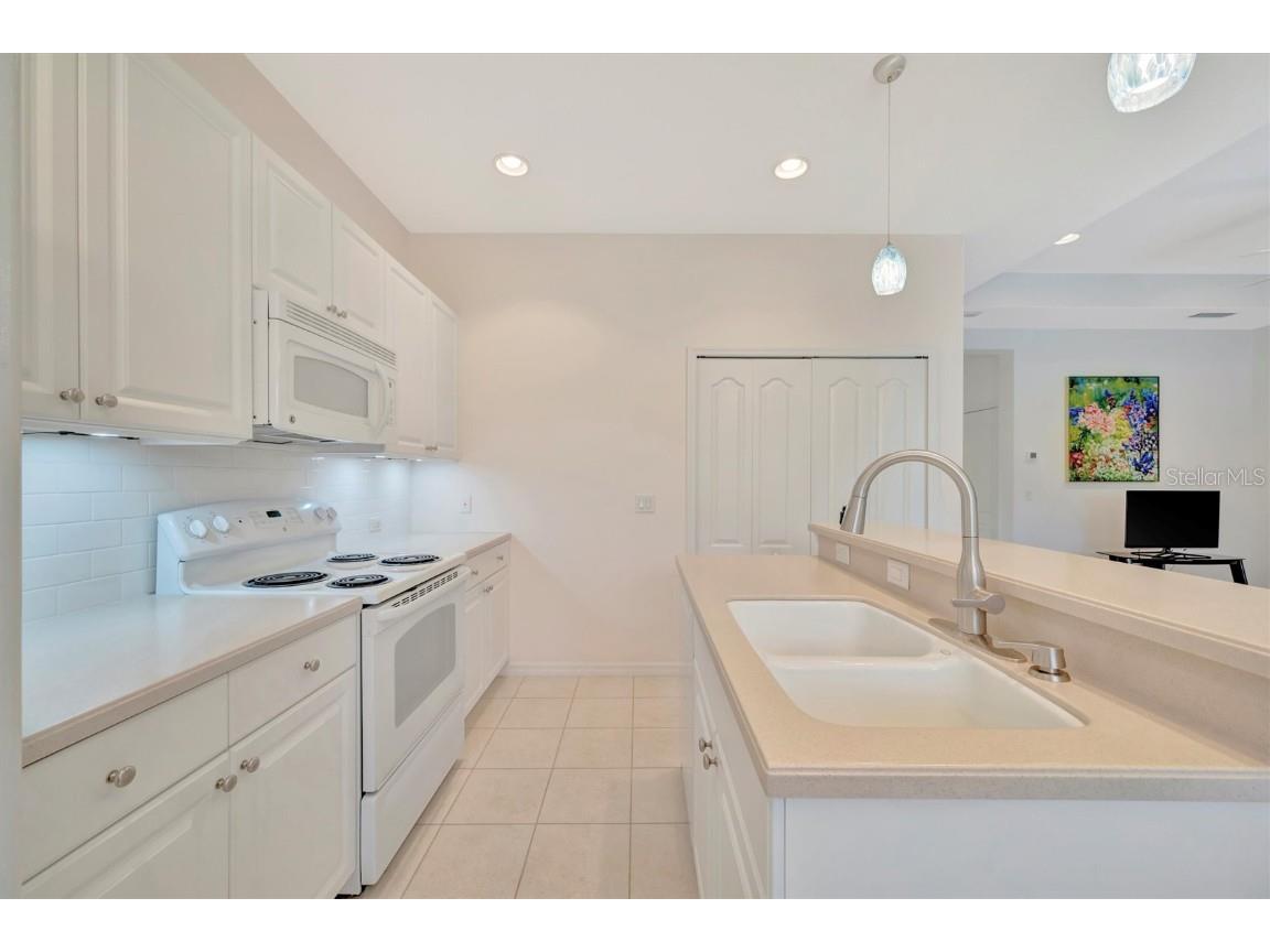 1306 Morning Sky Glen Bradenton FL 34208 A4664303 image44