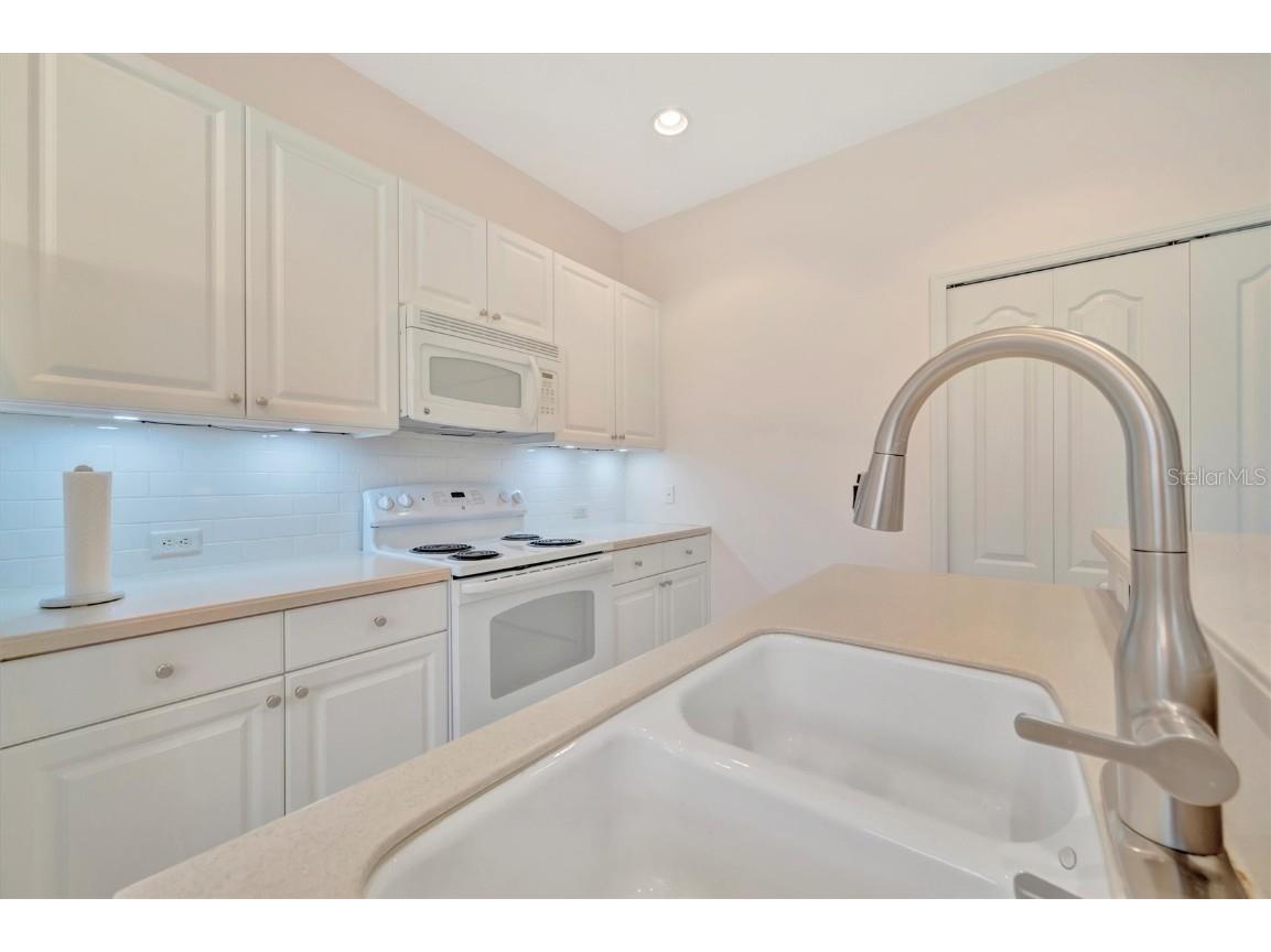 1306 Morning Sky Glen Bradenton FL 34208 A4664303 image45