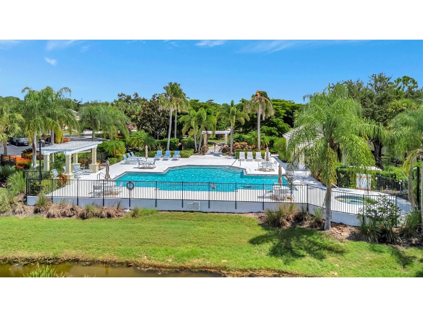 1306 Morning Sky Glen Bradenton FL 34208 A4664303 image9