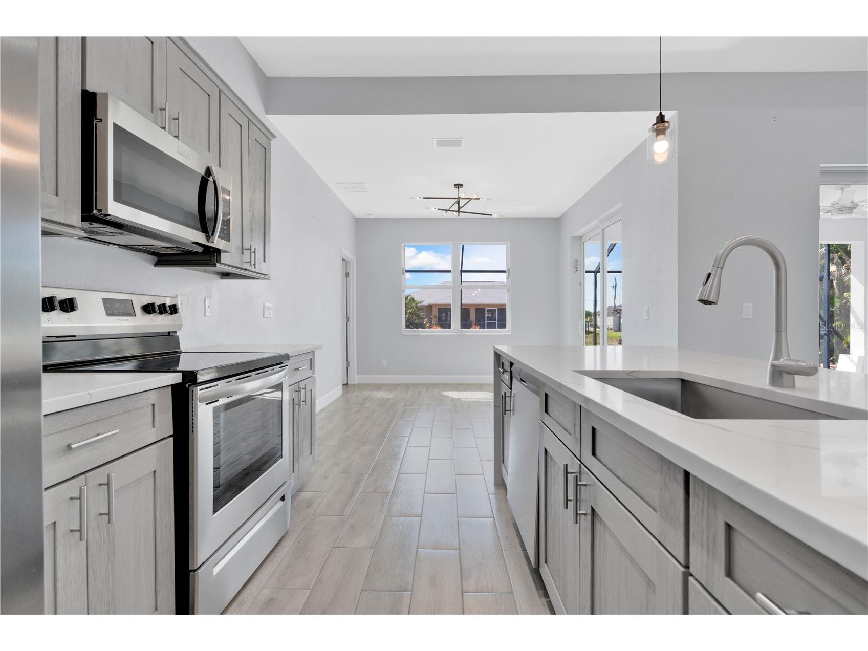 1306 NE 2nd Avenue Cape Coral FL 33909 O6389454 image11