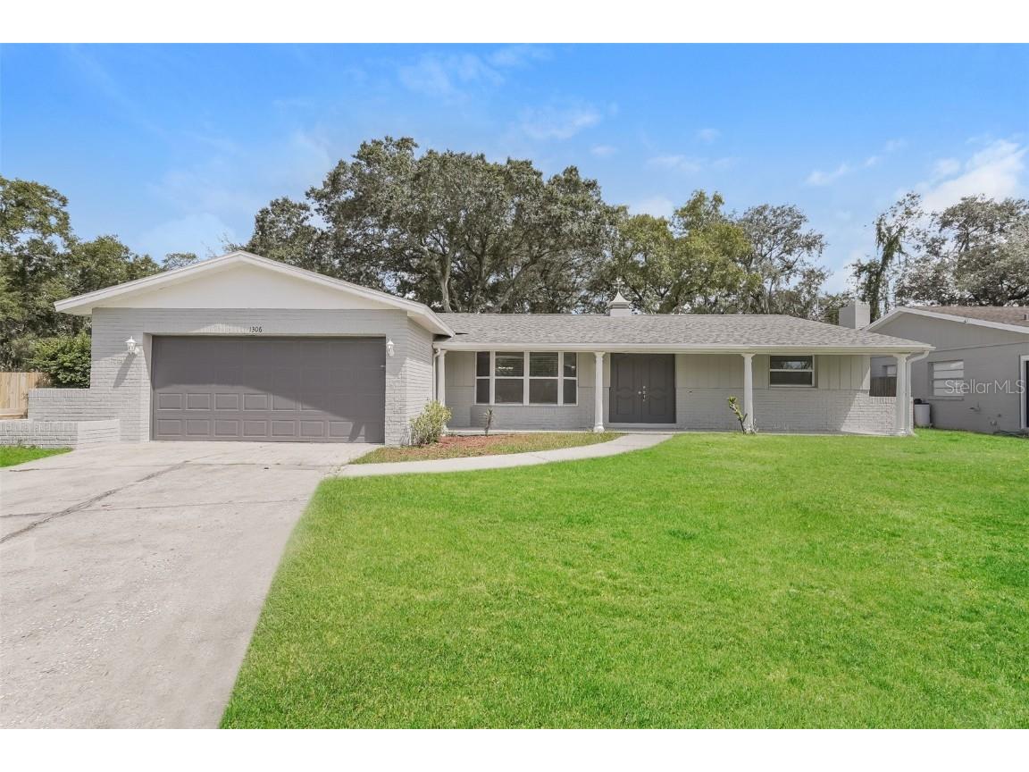 1306 Village Court Brandon FL 33511 O6183400 image1