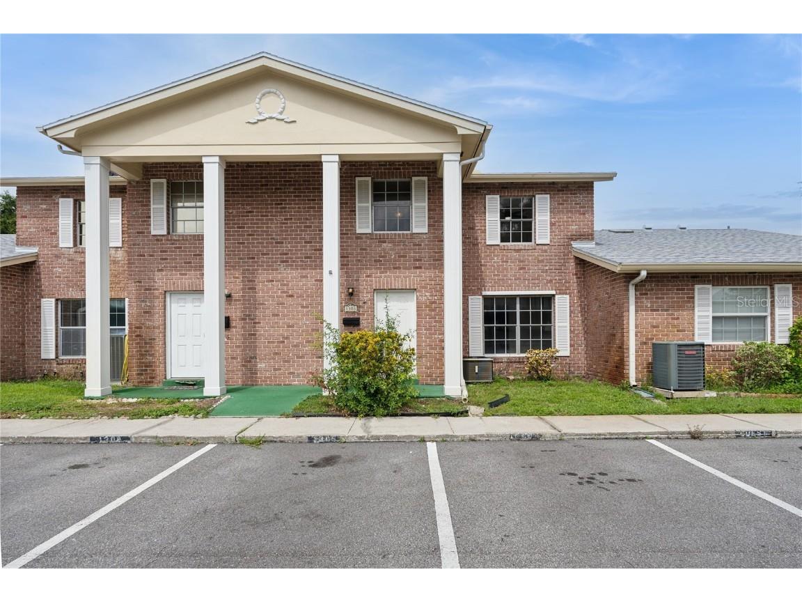 1306 Village Way Orlando FL 32807 O6231232 image1