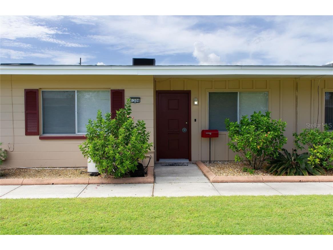 1306 Warwick Court Sun City Center FL 33573 U8211513 image1