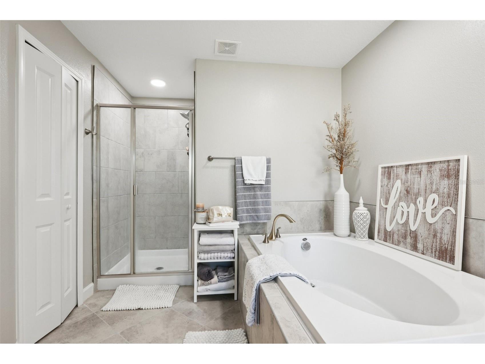 1306 White Fox Run Lutz FL 33549 TB8474510 image22